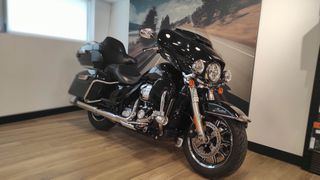 Harley Davidson Street Glide Ultra 2020-thumb-3