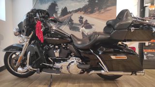 Harley Davidson Street Glide Ultra 2020-thumb-15