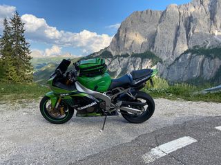 Kawasaki Ninja ZX - 6 R 2004 ZX636R