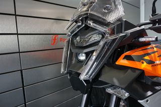 KTM 1390 Super Adventure 2026 EVO διαθέσιμο και για test drive !-thumb-3