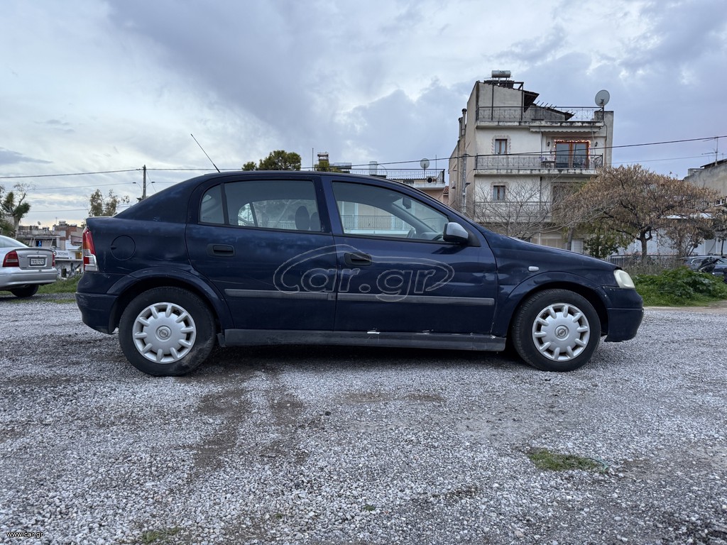 Opel Astra 2000