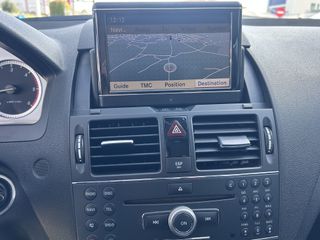 Mercedes-Benz C 250 2009-thumb-10