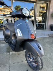 Vespa GTS Super Sport 300 2024