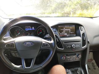 Ford Focus 2015 Station Titanium 120hp-thumb-13