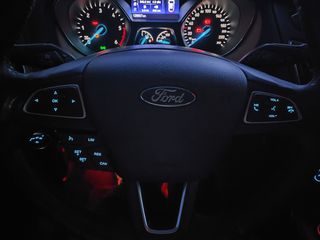 Ford Focus 2015 Station Titanium 120hp-thumb-35