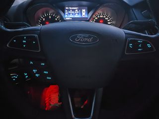 Ford Focus 2015 Station Titanium 120hp-thumb-51