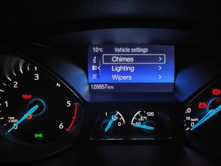 Ford Focus 2015 Station Titanium 120hp-thumb-38