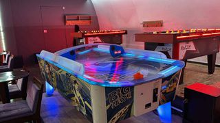 Air Hockey Big Wave Blue white led Χοκει παιχνίδι με φως σε μπλε και λευκο χρωμα Μεταχειρισμένο