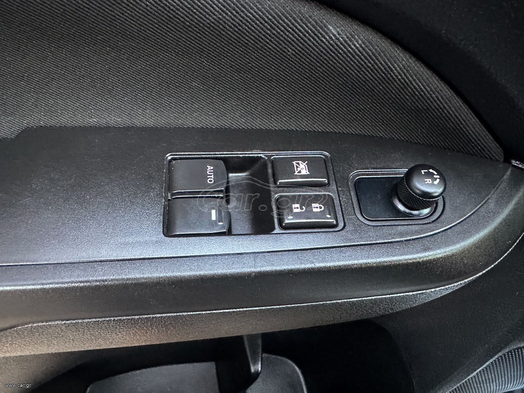 Suzuki Vitara thumbnail 19