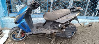 keeway matrix 125 150 matrix125 matrix150  ουρες πλαστικα μασκα φαναρι ντουλαπι πατωμα διακοπτες τρομπα δαγκανα φρενου φτερο εξατμιση σελα καλυμμα κινητηρα σχαρα τιμονι καρμπυρατερ αμορτισερ