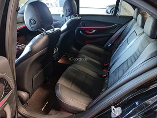 Mercedes-Benz E 220 2016 SALOON-thumb-19