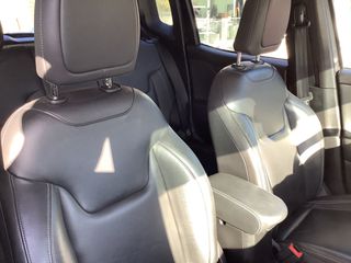 Jeep Renegade 2018-thumb-16