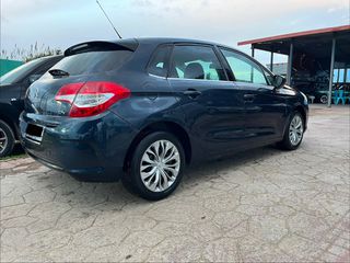 Citroen C4 2011-thumb-3