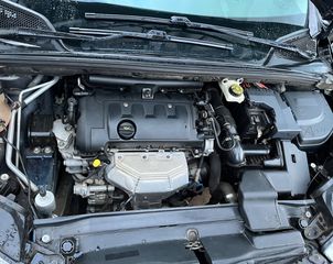 Citroen C4 2011-thumb-13