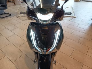 Honda SH 150i 2018 2018*ABS*TOP BOX*CBS*KEYLESS*ΕΛΑΣΤΙΚΑ MICHELIN-thumb-7