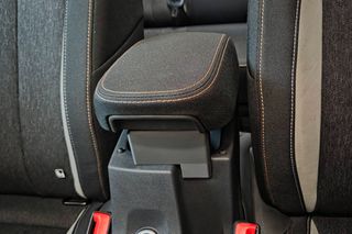 Ανύψωση υποβραχιόνιου - Armrest riser