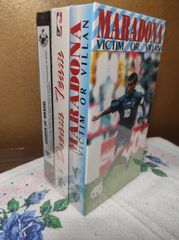 Πακέτο 3 συλλεκτικές κασέτες VHS 1990s σφραγισμένες με ήρωες του αθλητισμού