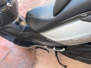 Sym GTS 300 2013-thumb-2