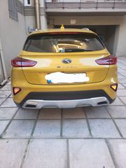 Kia XCeed 2019-thumb-1