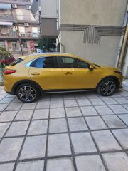 Kia XCeed 2019-thumb-2