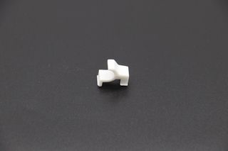 BC - Shelf Locking Clip (Plastic)