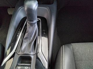 Toyota Corolla 2023 1.8 HYBRIT-thumb-4