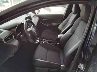 Toyota Corolla 2023 1.8 HYBRIT-thumb-7