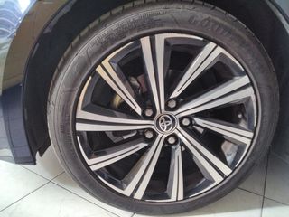 Toyota Corolla 2023 1.8 HYBRIT-thumb-9