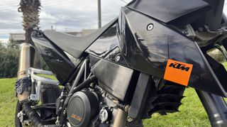 KTM 690 SM 2007 LC4-thumb-9