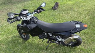 KTM 690 SM 2007 LC4-thumb-11