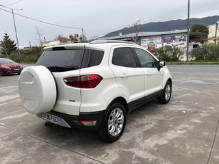Ford EcoSport 2015 Titanium-thumb-4