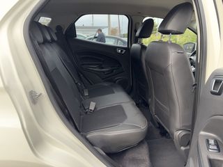 Ford EcoSport 2015 Titanium-thumb-11