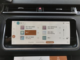Land Rover Range Rover Velar 2022 RANGE ROVER VELAR  P400e 404ps 4WD-thumb-32