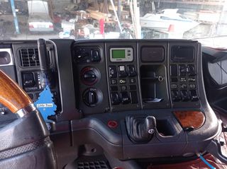 Scania 2002 164L 580 V8!!!-thumb-23