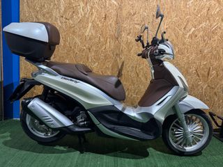 Piaggio Beverly 300i 2011-thumb-12