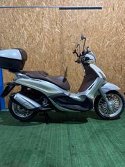 Piaggio Beverly 300i 2011-thumb-14