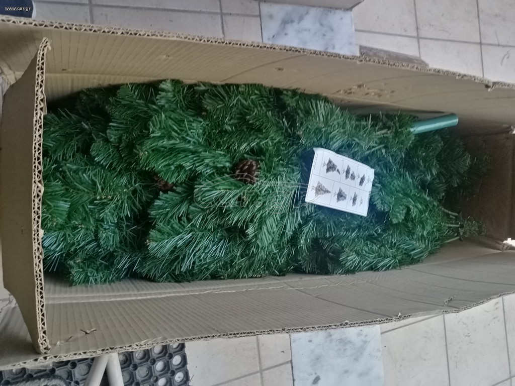 ΧΡΙΣΤΟΥΓΕΝΝΙΆΤΙΚΟ ΔΈΝΤΡΟ 2m