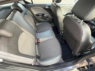 Opel Corsa 2015-thumb-17
