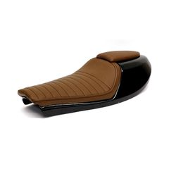 C-Racer Σέλα για μοτοσυκλέτα σε σκούρο καφέ χρώμα | C-Racer, Neo Classic Caf Racer seat. Dark brown