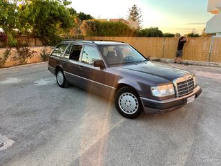 Mercedes-Benz E 250 1985 Te-thumb-1