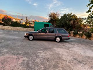 Mercedes-Benz E 250 1985 Te-thumb-2