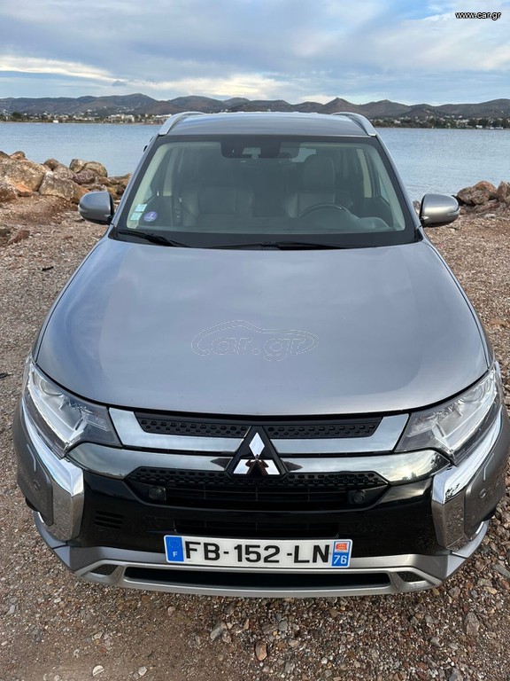 Mitsubishi Outlander 2018 Plug in Hybrid