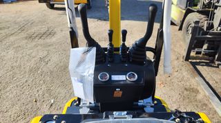 Εκσκαφέας Με Ερπύστριες Komatsu 2026-thumb-1