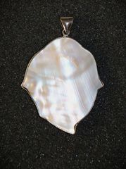 Σπάνιο κοχύλι, mother of pearl μοναδικό μενταγιόν δεμένο με Ασήμι 925 Nature Ocean Pearl code SBTS038E