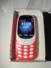 Nokia 3310 στο κουτί του.