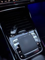 Mercedes-Benz A 35 AMG 2020 Panorama Multibeam Ambient Full-thumb-21
