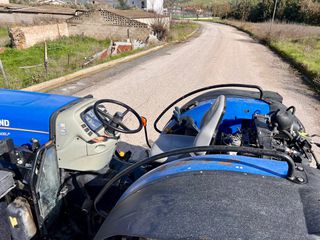 Τρακτέρ New Holland 2016 T4.105 LP-thumb-17