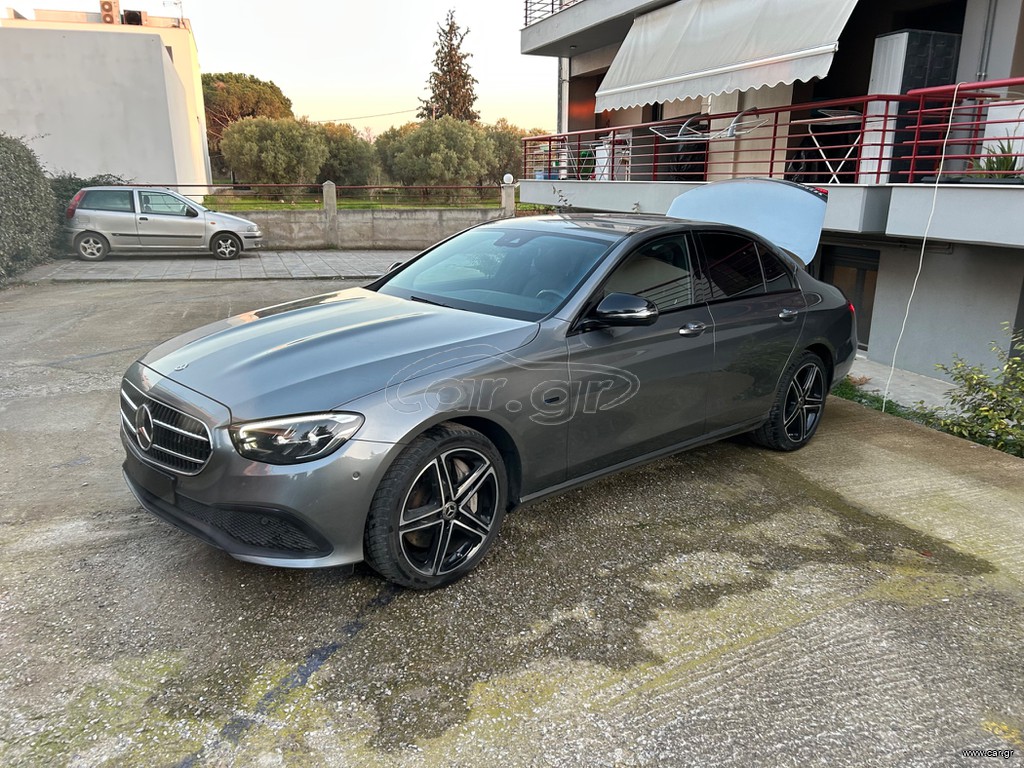 Mercedes-Benz E 300 2021 HYBRID  PLUG IN DIESEL-AVANTGARDE