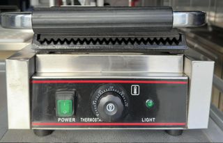 Επαγγελματική τοστιέρα PANNINI GRILL CHZ-810-thumb-1