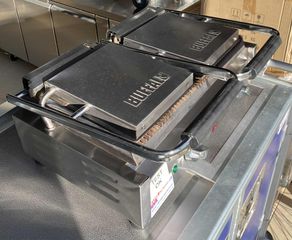 Επαγγελματική τοστιέρα διπλή BUFFALO DY994-E-thumb-1